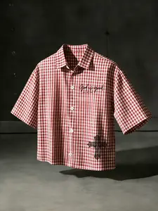 Men's Short Checkered Gingham Print Sleeveless Button Down Shirt, Fashion Classic Casual Top for Daily Wear, Cross Letter Print, Trendy Design with Comfort