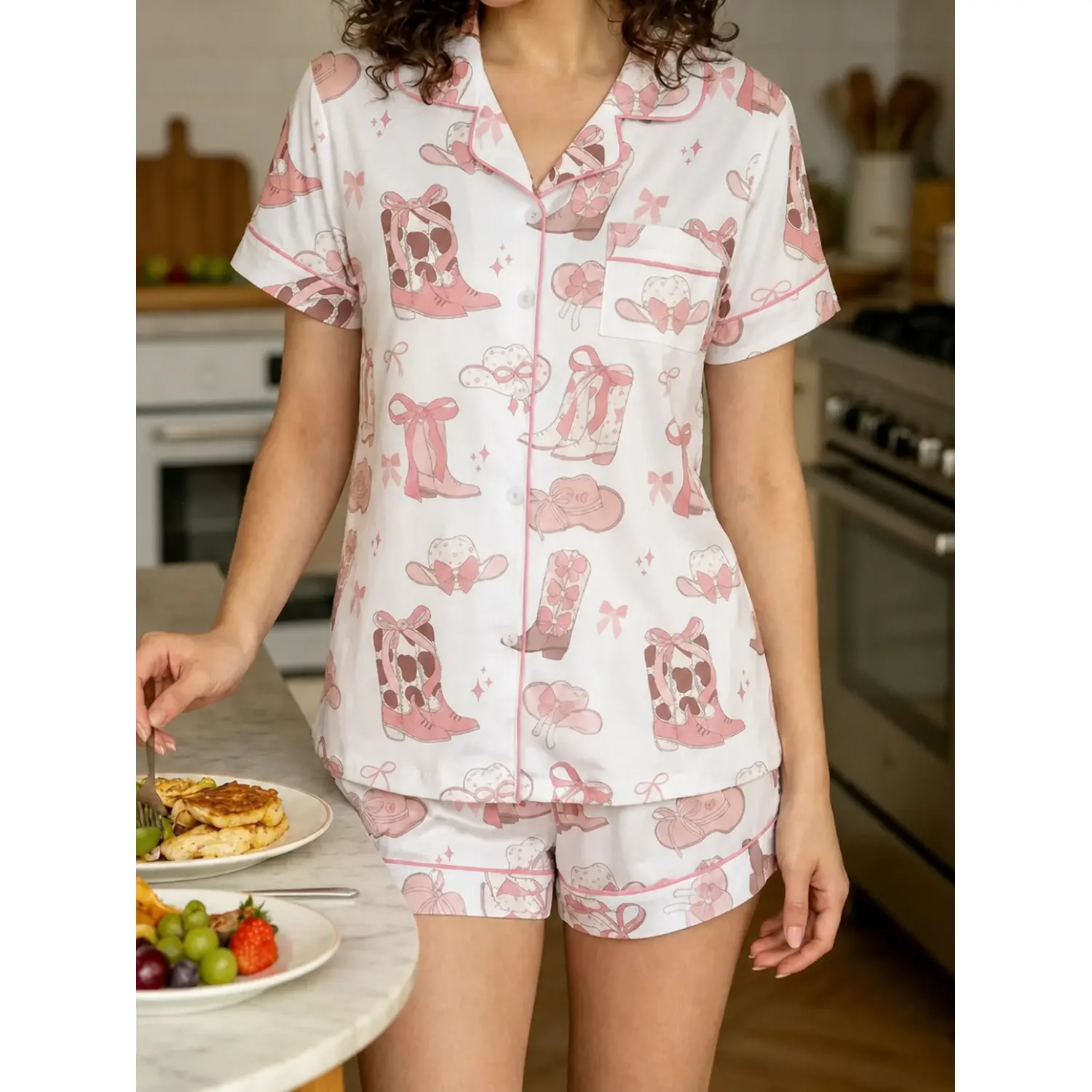 Elegant Women's Western Cowboy Boots Print Pajama Set – Short Sleeve Top & Elastic Waist Shorts, All-Season Comfortable Sleepwear