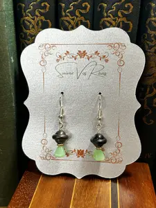 Vintage Czech Saturn Earrings – Uranium Glass