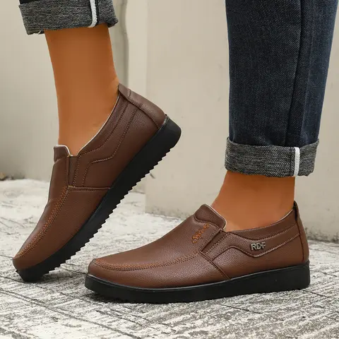 OFIREND Men's Faux Leather Chic Loafers - Slip-On Less Than Ankle Flat Shoes, Soft Synthetic Fabric Footwear, Slip-Resistant Sole, Flexible Low-Top, Quick Exits, Business Casual Trainers, Ideal Father Gifts for Dad, All-Season Daily Commute Walking Shoes