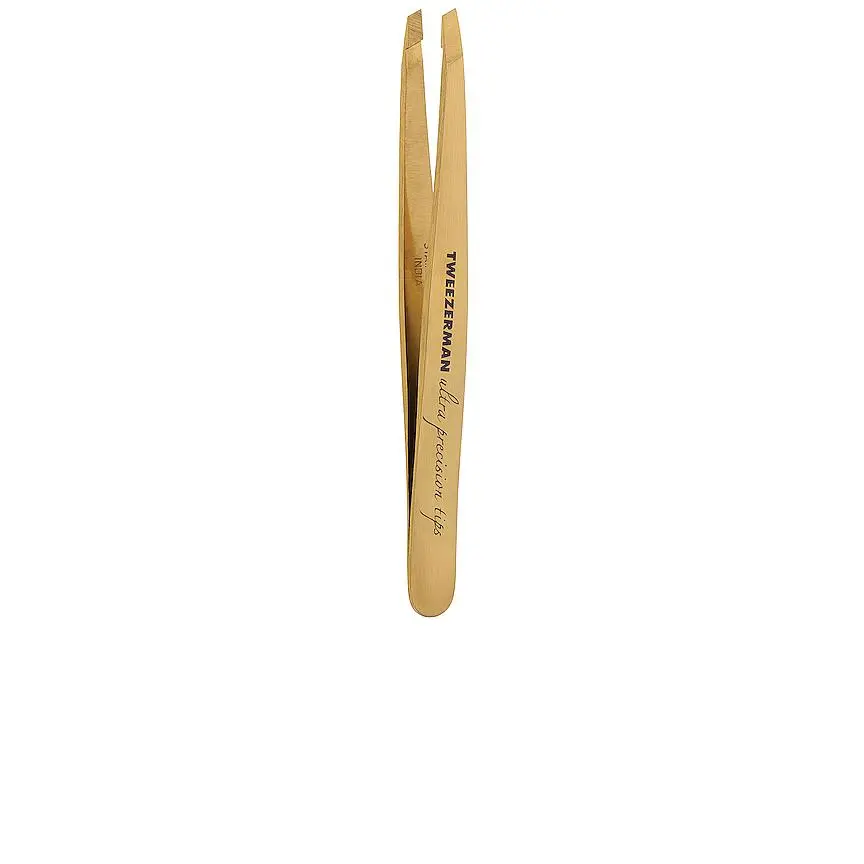 TWEEZERMAN Ultra Precision Slant Tweezer in Gold TWEEZERMAN Ultra Precision Slant Tweezer in Gold