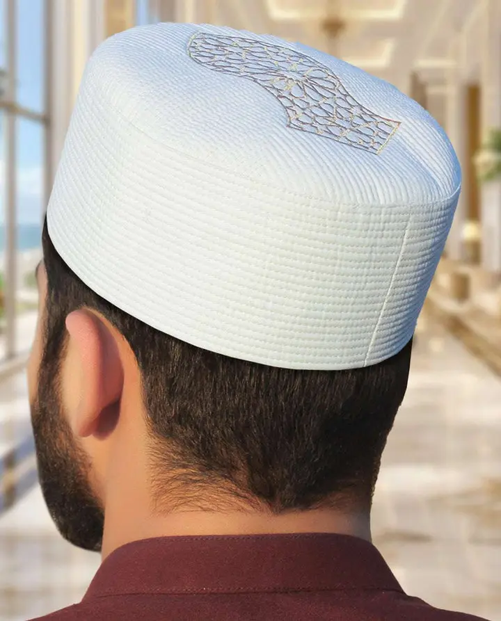 Men's Hand-Crafted Naqsh Pattern Kufi, Modest Fashion Prayer Cap, Islamic Peci Attire