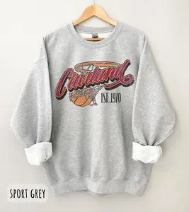 Vintage Cleveland Basketball Sweatshirt Cleveland Fan Crewneck Game Day Pullover Cle Basketball