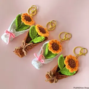 Handmade Crochet Sunflower Keychain - Knitted Mini Sun Bag Charm, Cute Plush Pendant, Mini Gifts for School Season Decor, Teacher's Day Presents