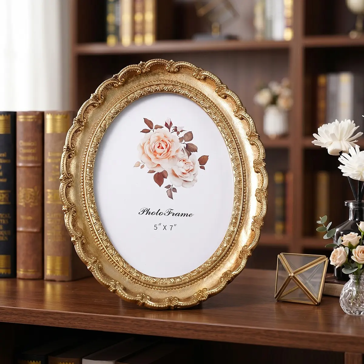 European Vintage Resin Frame, Floral Border Oval Photo Frame, Floral Picture Frame, Home Decor, Vertical & Horizontal Use, Includes Random Insert Paper, Vintage Picture Frames