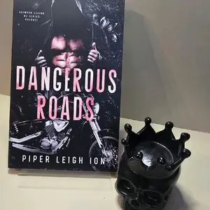 Dangerous Roads - A MC Prequel Romance Novella