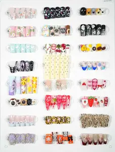 zb121..A wide variety of nails-host:Kelly