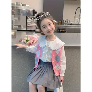 Girls' Sweater Vest for Autumn and Winter, New Style Baby Girl Sleeveless Top, Children's Fleece-Lined Knit Vest for Older Kids