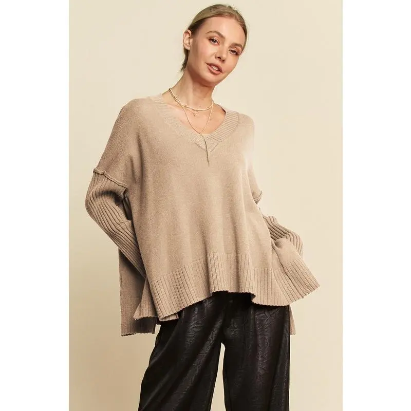 Davi & Dani Ribbed Side Slit V-Neck Sweater