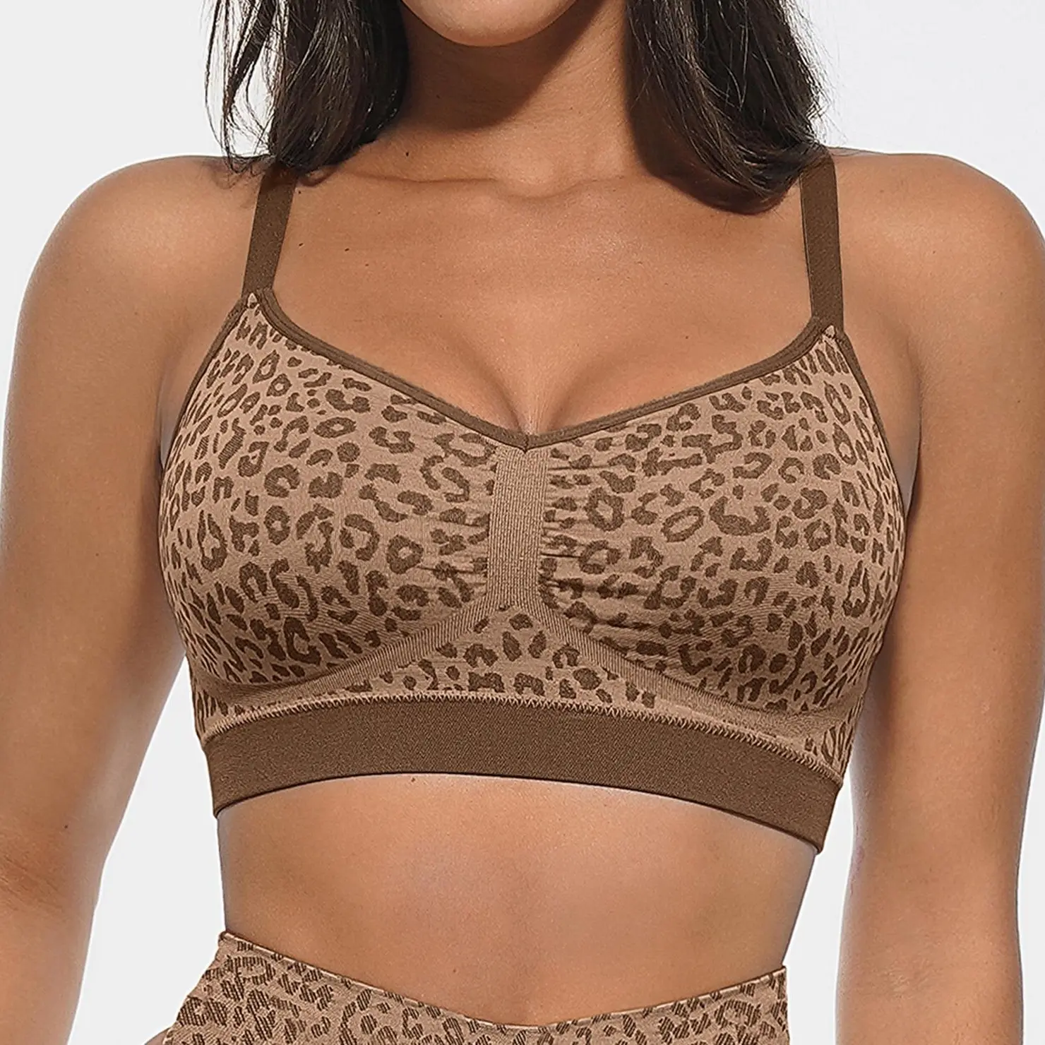 FeelinGirl Leopard Wireless Bra Adjustable Straps Comfort up to 42DDD Seamless Knitting Soft Elastic Support Daily Comfort TiktokShopBlackFriday