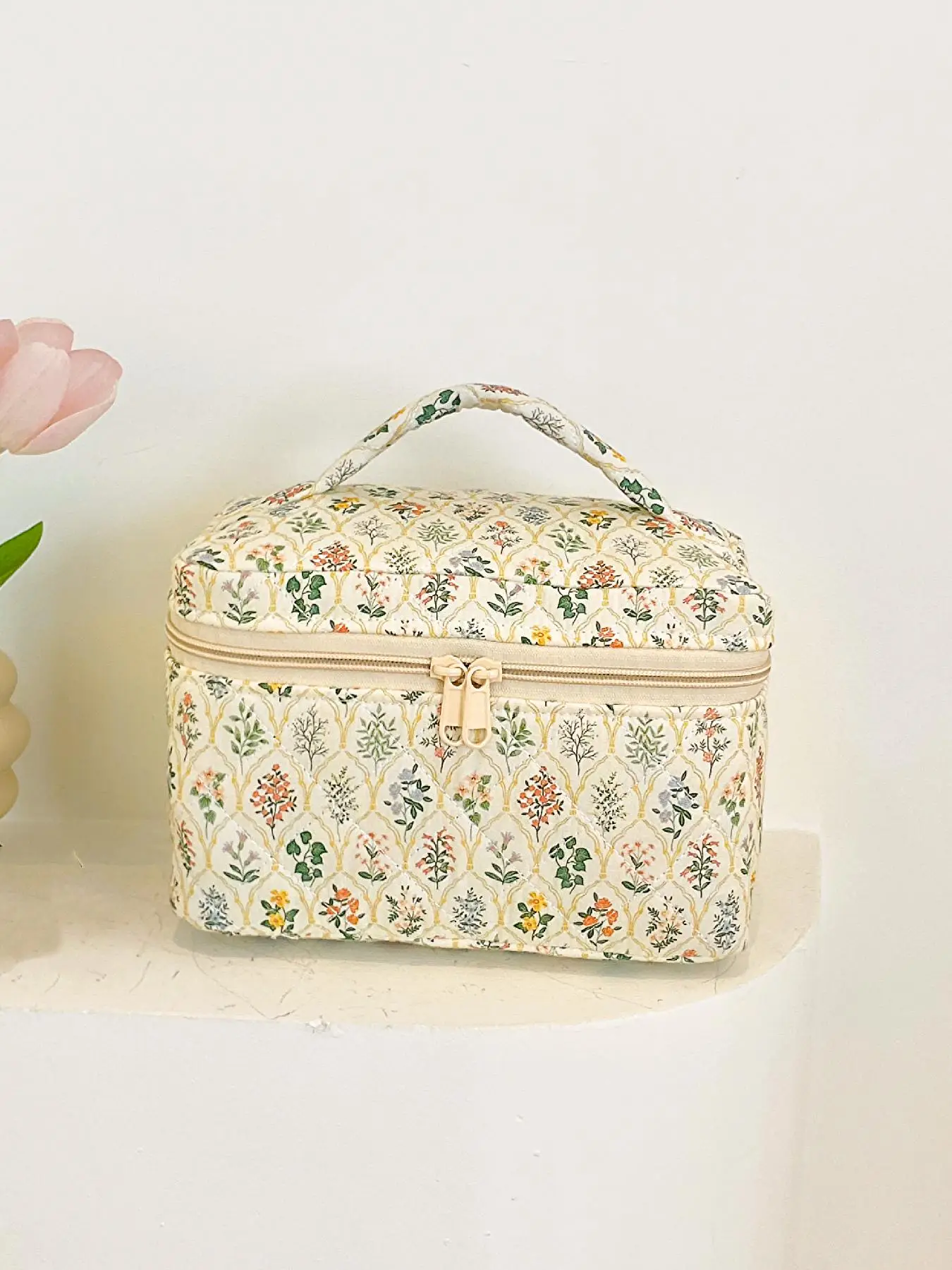 Random Floral Pattern Makeup Bag, Fashion Portable Cosmetic Storage Bag for Women & Girls, Large Capacity Zipper Makeup Organizer Pouch for Travel Vac