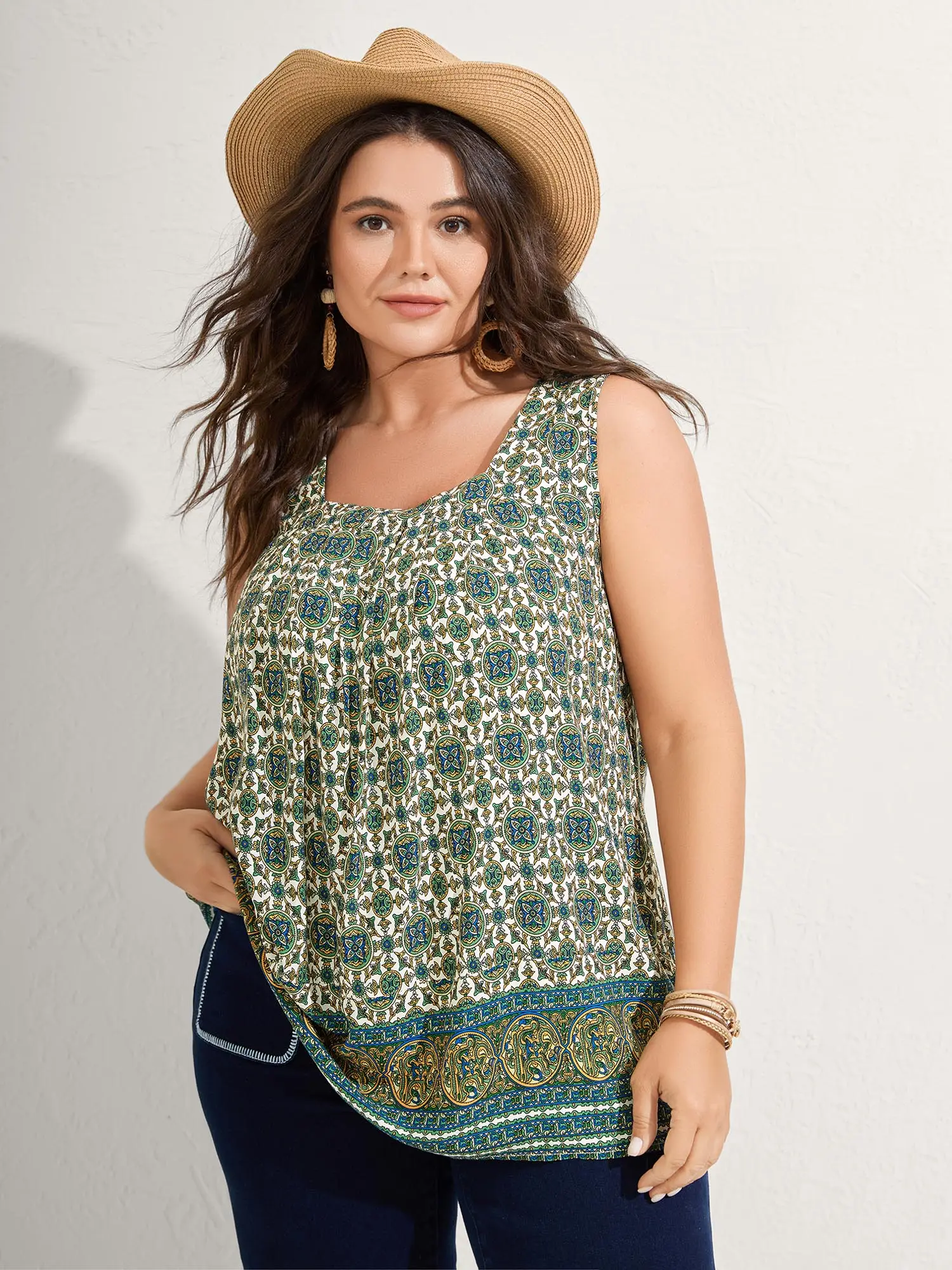 BLOOMCHIC Women's Plus Size Boho Sleeveless Square Neck Rayon Pleated Casual Tank Top - Dark Blue, Teal, Arm Freedom, Fitted 2026 Summer Bohemian Womenswear, Summerfinds Floral Print Halter Darkblue,Summerfinds
