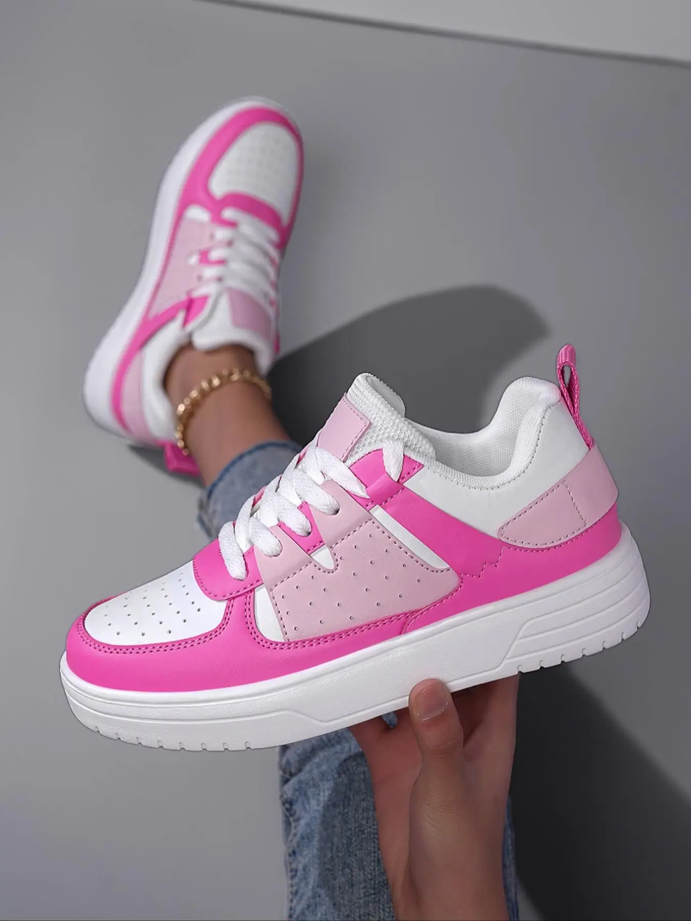 Women's Fashion Colorblock Lace Up Low Top Casual Sneaker Shoes, Fall Casual Comfortable Breathable Sports Casual Sneakers, Female All-match Round Toe