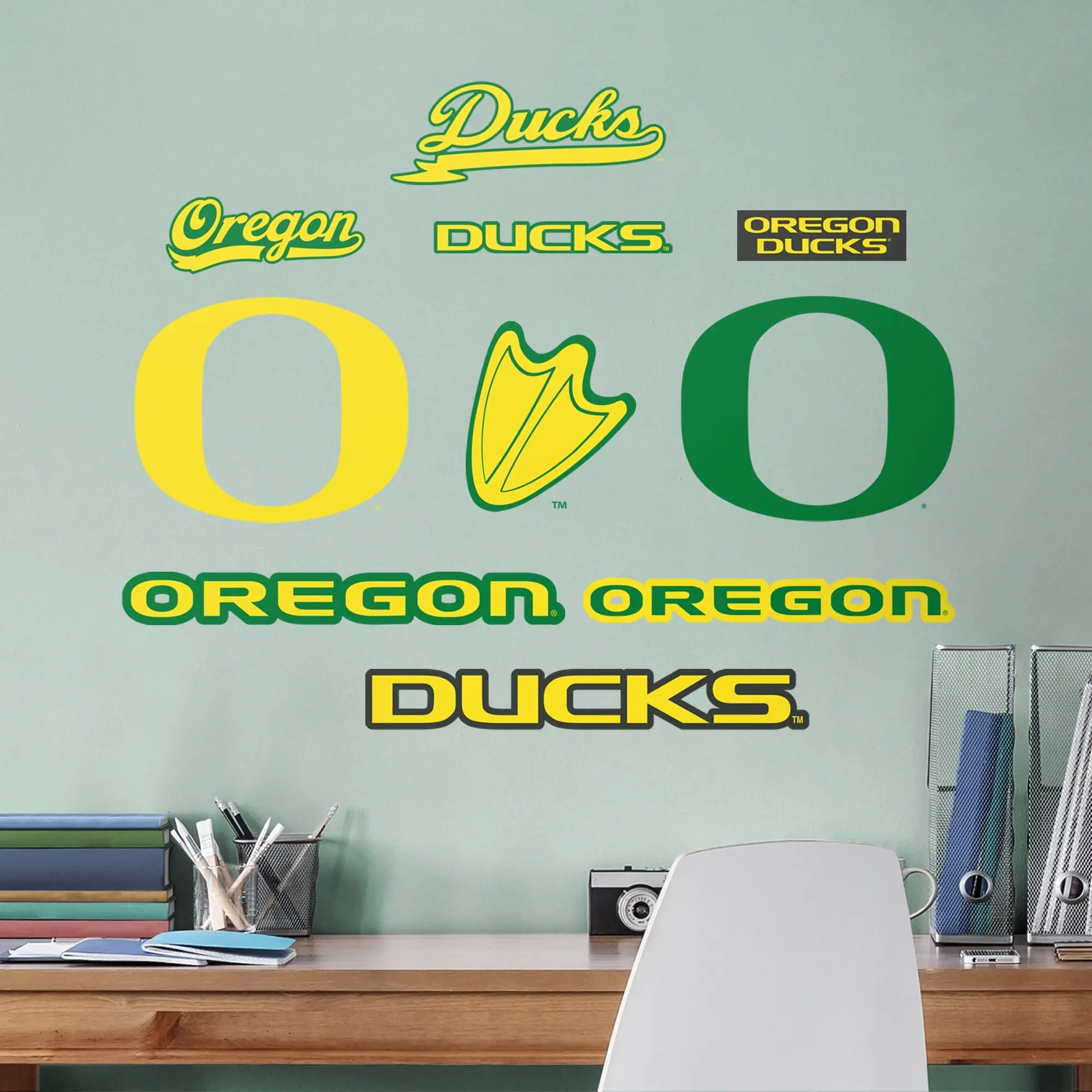Official NCAA Oregon Ducks RealBig Logo Assortment Reusable Vinyl Wall Decals, Home Decor Room Decor Casual American-Themed Art Vinyl Decal Wall Stickers & Murals