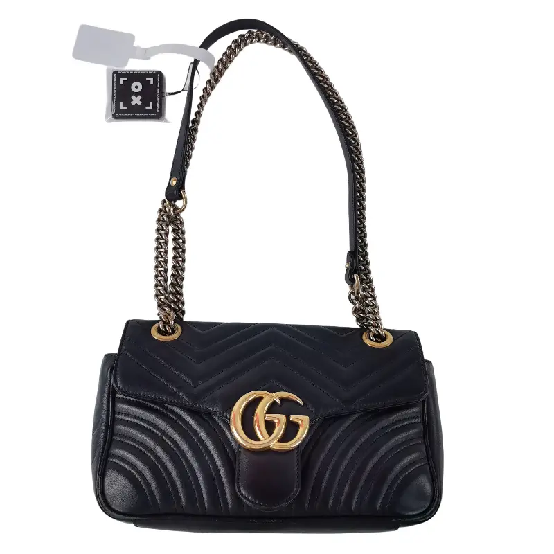 Pre-owned GUCCI smooth calfskin leather Shoulder Bags Marmont Wave Quilted Leather Shoulder Bag +charm