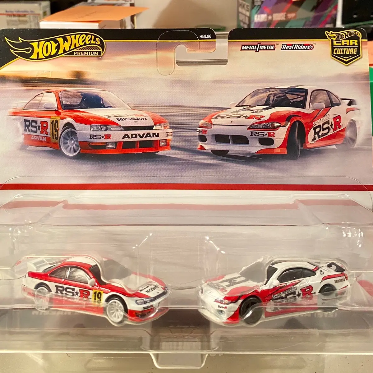 Hot Wheels Premium Nissan Set - RS-R 19 & ADVAN Models with Racing Design and Detailed Features