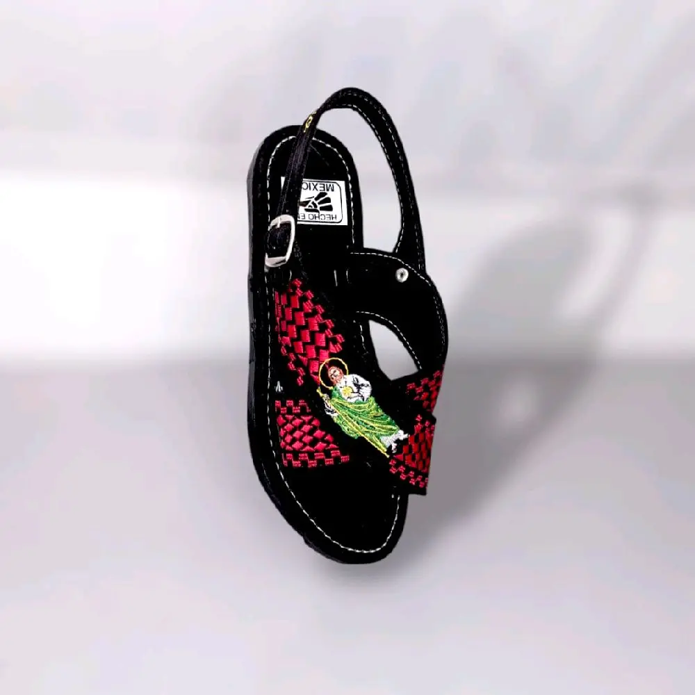 Huarache Cruzado SJT Sandals - Rubber Sole, Flat Heel, Round Open Toe, Summer Flats Footwear Walking Shoes  Shoes Material: Polyester Piel durazno  Benefits: Helps relax the Feet while walking  Attributes: Durable and comfortable.  Form: Walk  Boy Boy