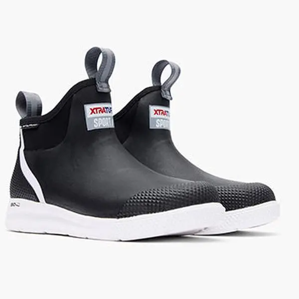 Xtratuf Women's 6 Inch Ankle Deck Boot Sport - Black - ADSW000