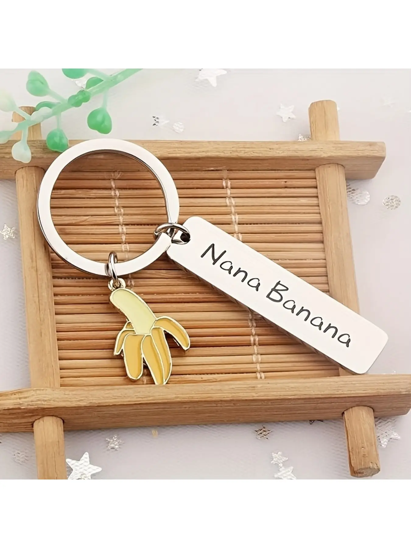 Nana Banana Stainless Steel Key Ring with Yellow Banana Charm Humorous and Cute Gift for Friends and Family, Perfect for Bag or Car Key Decoration, Durable Metal Design, Playful Design, Cute Keychain, Keyrings for keys
