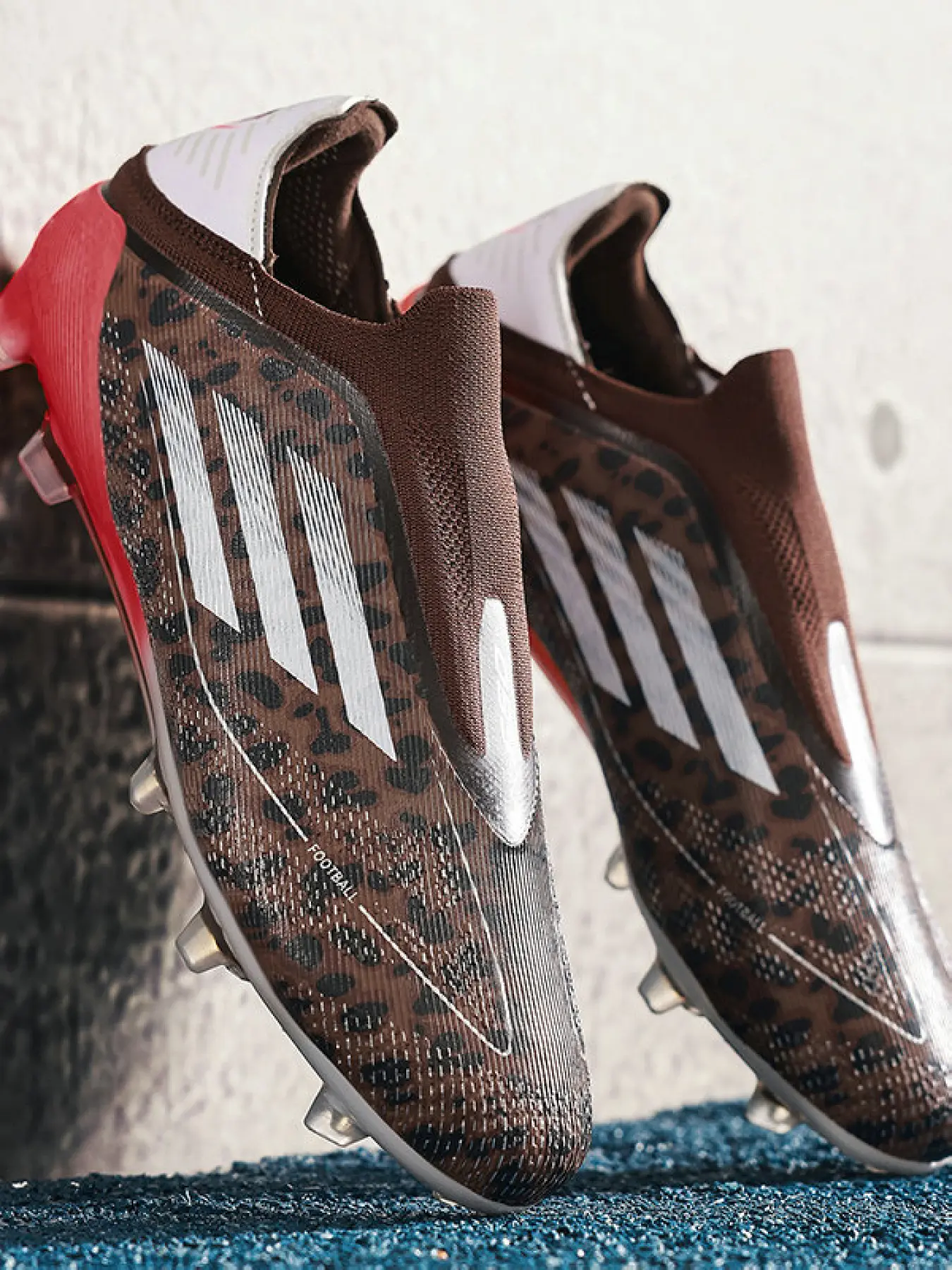 Unisex Soccer Shoes for Youth Students, Soccer Cleats, Long Studs Design, Competition Training Sports Footwear, Durable and Comfortable Football Boots, Football Field Boots