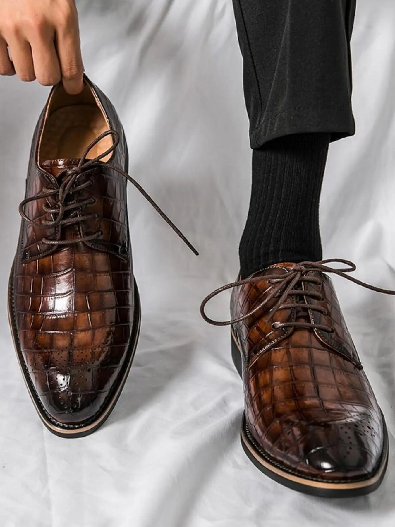 Men's Business Fashionable Crocodile Embossed Dress Shoes, Business Style Shoes, Formal Occasion Solid Color Trendy Pointed Toe Shoes for Work Office, Lightweight Breathable Comfortable Shoes for Daily Wear, Boy, Oxford Shoes, Business Style Footwear