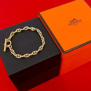 Pre-owned HERMÈS 18K Yellow Gold (Au750) Small Leather Goods Chaîne d'Ancre TPM Au750 Bracelet