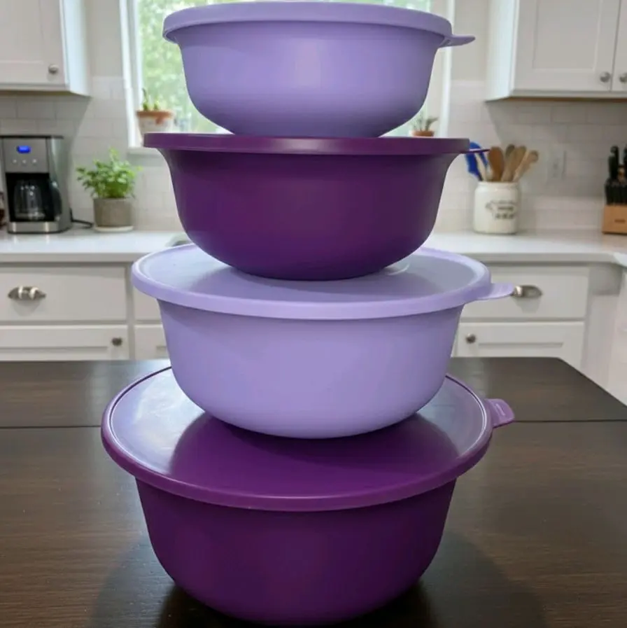 Aloha bowls in purple and lilac, set of (4) Aloha bowls in purple and lilac, set of (4)