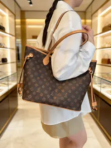 New 2026 Women's Handbag, Floral Pattern Crossbody Shoulder Bag, Unique Design, High-End Feel, Large Capacity, Commute Friendly