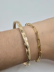 14k Gold Flexible Bangle (74)