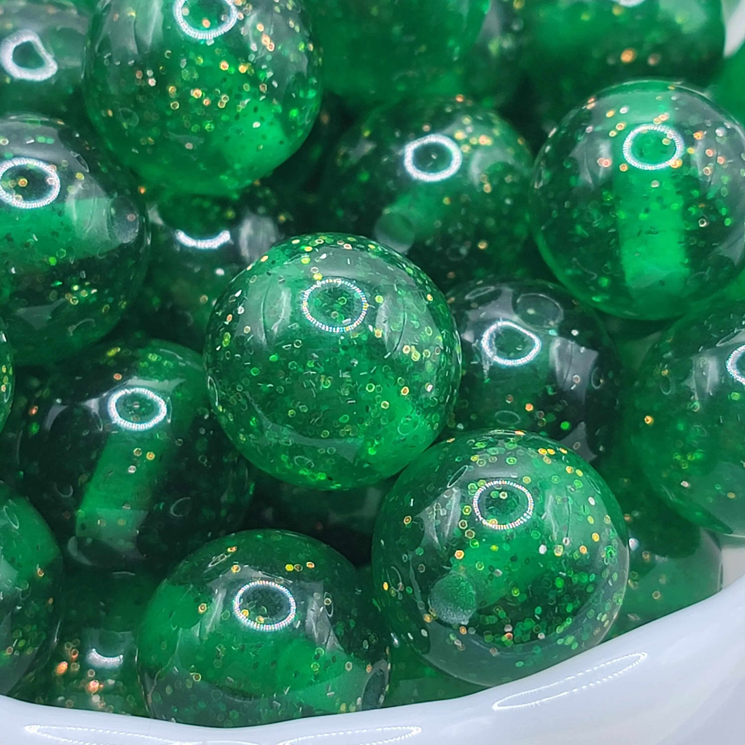 DIY Beads Making Kit - 10-Piece 16mm Sparkle Green Resin Round Assortments, Jewelry Making Supplies, Beads for Bracelets, DIY Craft Embellishments, Handmade Materials
