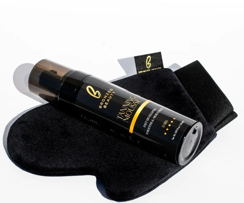Women's Coconut Self Tanner Mousse with Application Mitt - Daily Body Care Kit, Lightweight, Moisturizing (Moisturize), Nourishing, All Skin Types, Ideal for Sugar Tanning, Contouring, Self-Tanning Body Tanners, Self-Tanning Body Self-Tanners