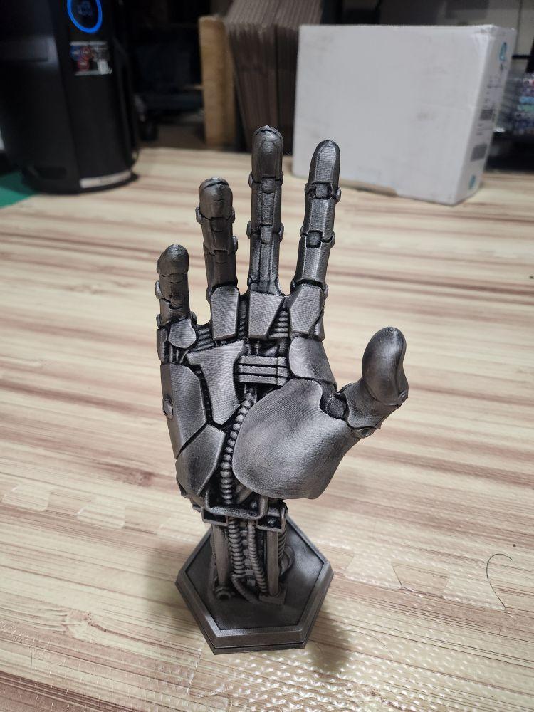 Robot Hand Controller Holder Fits Most Standard Controllers for Enhanced Gaming Experience