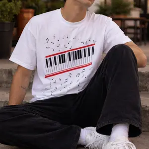 Michael J Inspired Music Tee – Beat It Style Piano Keys Graphic Shirt, Retro Pop Dance Streetwear Apparel, Unisex Fan Gift