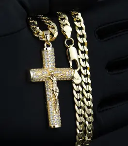 Elegant 14K Gold Concave Jesus Christ Chain with Cross Pendant - Symbol of Faith and Protection, Meaningful Gift for Faithful Individuals