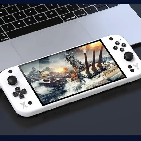 New Product G90 Game Console: 7-inch Large Screen Retro Handheld Game Console with HD Display, PSP-style Nostalgic Double-player Arcade