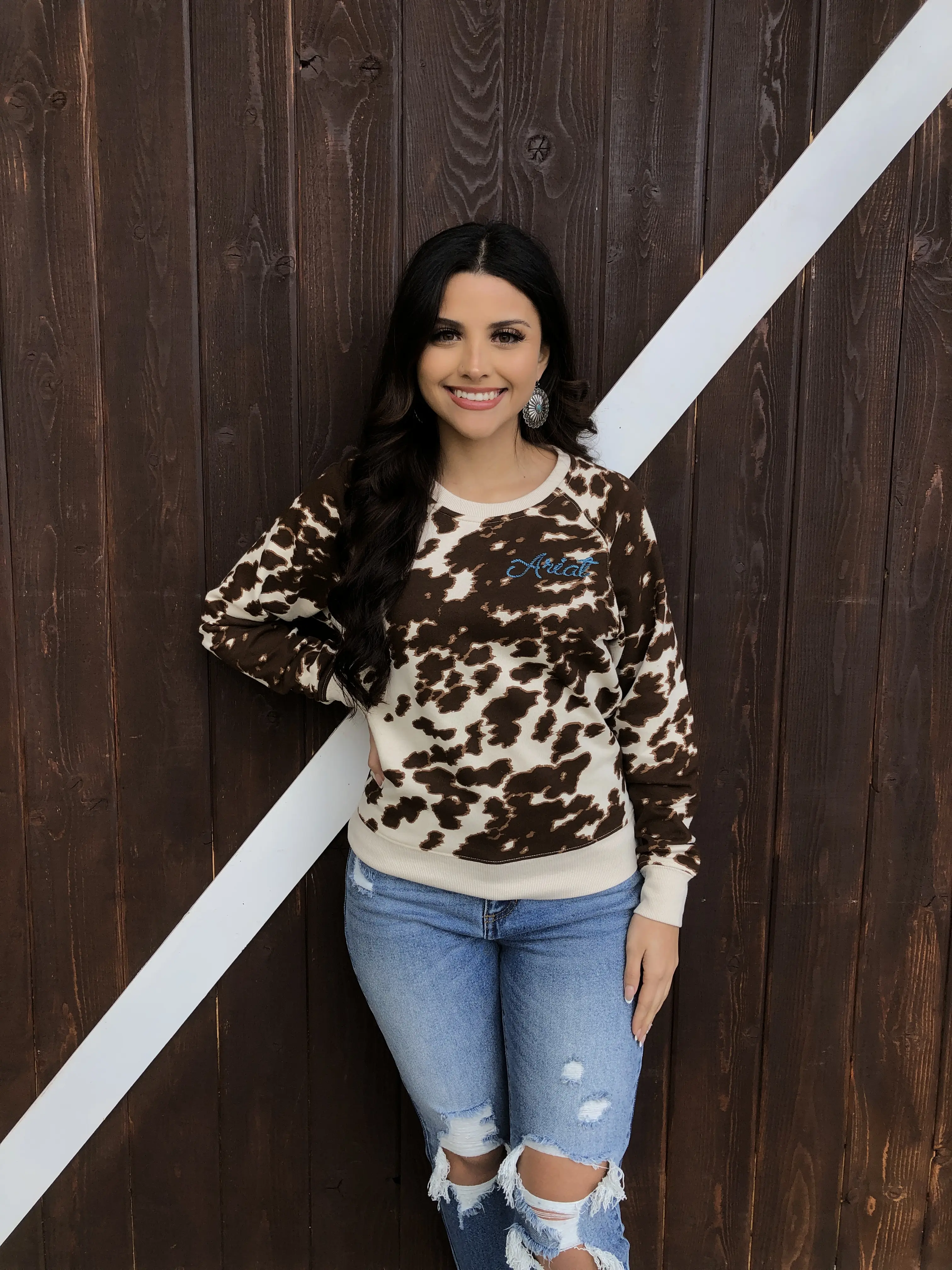 ARIAT – WOMEN’S Real Hide Crew Sweatshirt ( MUSTANG PONY PRINT )