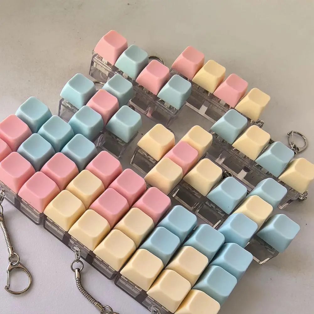 New 1 4 5 9 Keys Mechanical Keyboard Axis Tester Keychain Stress Relief Clicker Fidget Keyboard with LED Decompression Tools Gifts