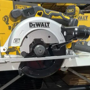 Sierra circular inalámbrica sin  escobillas de 20v Max 61/2 pulgadas solo la herramienta