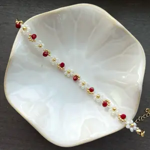 Red Beaded Flower Bracelet, Seed Bead Flower Bracelet, Handmade Beaded Jewelry, Dainty Gold Jewelry