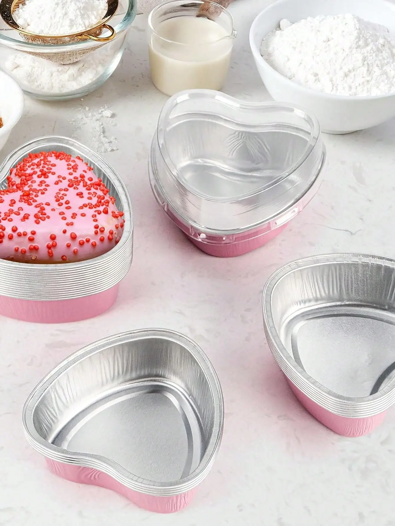 Disposable Leak-Proof Heart-Shaped Aluminum Foil Cupcake Liners with Lids - Bakeware Foil Bowls for Pudding, Shrimp Paste - Convenient Home, Party Disposable Tableware for Baking