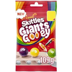 Skittles Giants Gooey Fruit Snacks (109g) - UK Import, Suitable for Adults