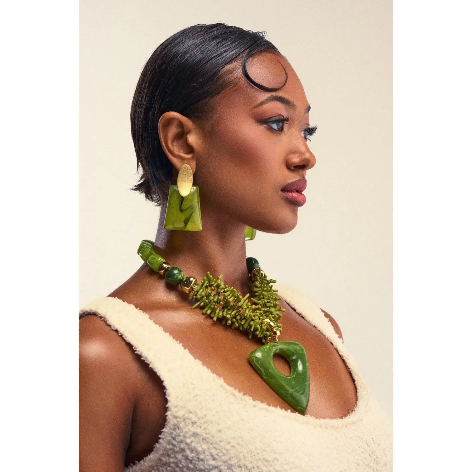 EARTH ANGEL NECKLACE IN GREEN