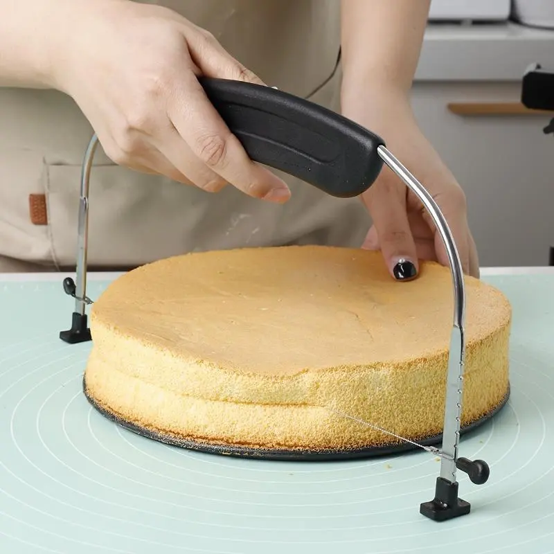 1pc Kitchen DIY Cake Layering Tool With Scale, Durable Kitchen Tool, Stainless Steel Cake Leveling Tool, Cheese Cutting Board Wire Slicer, Adjustable Cake Slicer With Handle, Dessert Tool, Baking Tool, Durable kitchenware, Kitchen Gadgets & Accessories