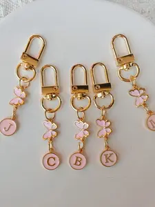 Pink Butterfly Letter Keychain, Alloy Alphabet Couple Key Ring, Backpack Accessory, Butterfly Motif, Stylish and Durable, Perfect Gift Idea, Fashionable Alloy Keychain