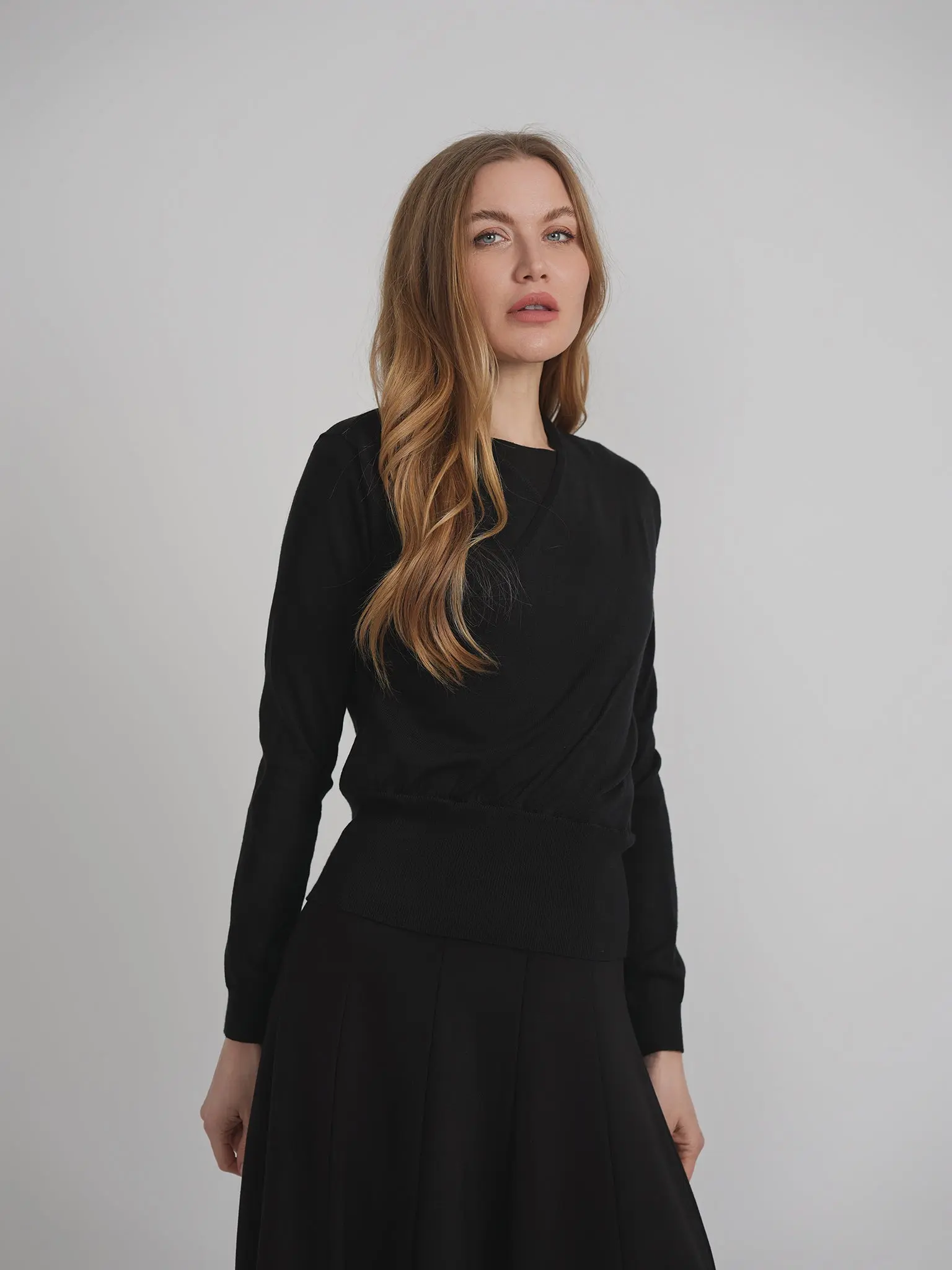 Wrap Knit Sweater - Long Sleeve Knitwear for Women - Black - Versatile Style for Casual Wear