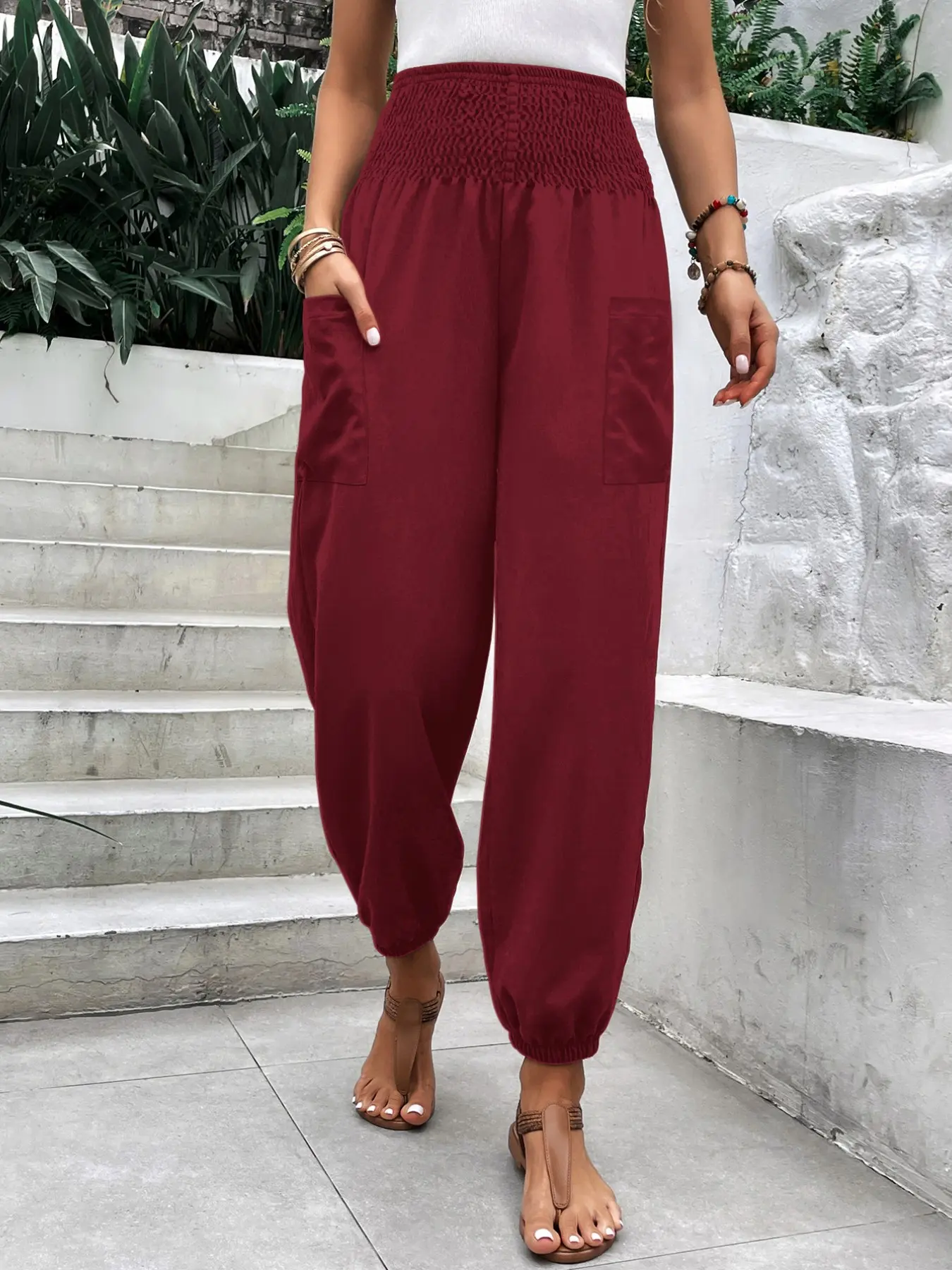 Women's Casual Harem Pants, Elastic Waist, Loose-Fitting, High Waist, Long/regular Length, Pockets, All Seasons, Plain Design