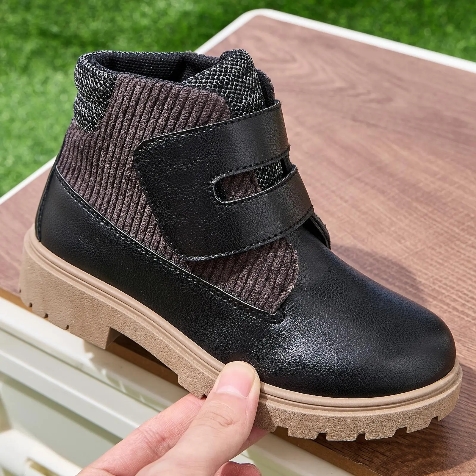 Girls’ hiking boots, kids’ boots, outdoor boots, boys’ short boots, girls’ riding boots, mountaineering boots, camping boots