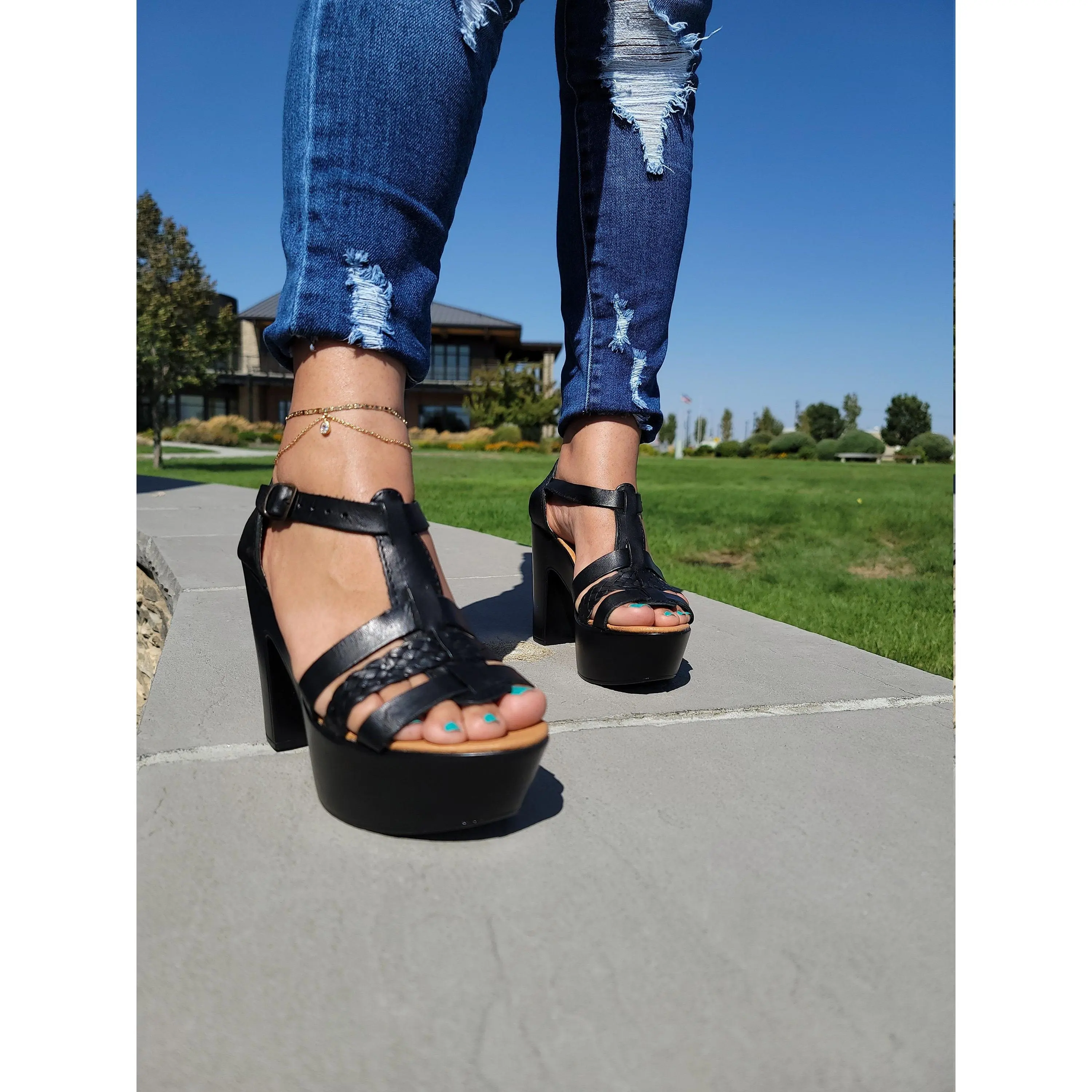 Mindy Mexican wedges/Mexican huarache//Mexican wedge sandal//Mexican heels//Huarache mexicano//Mexican sandal