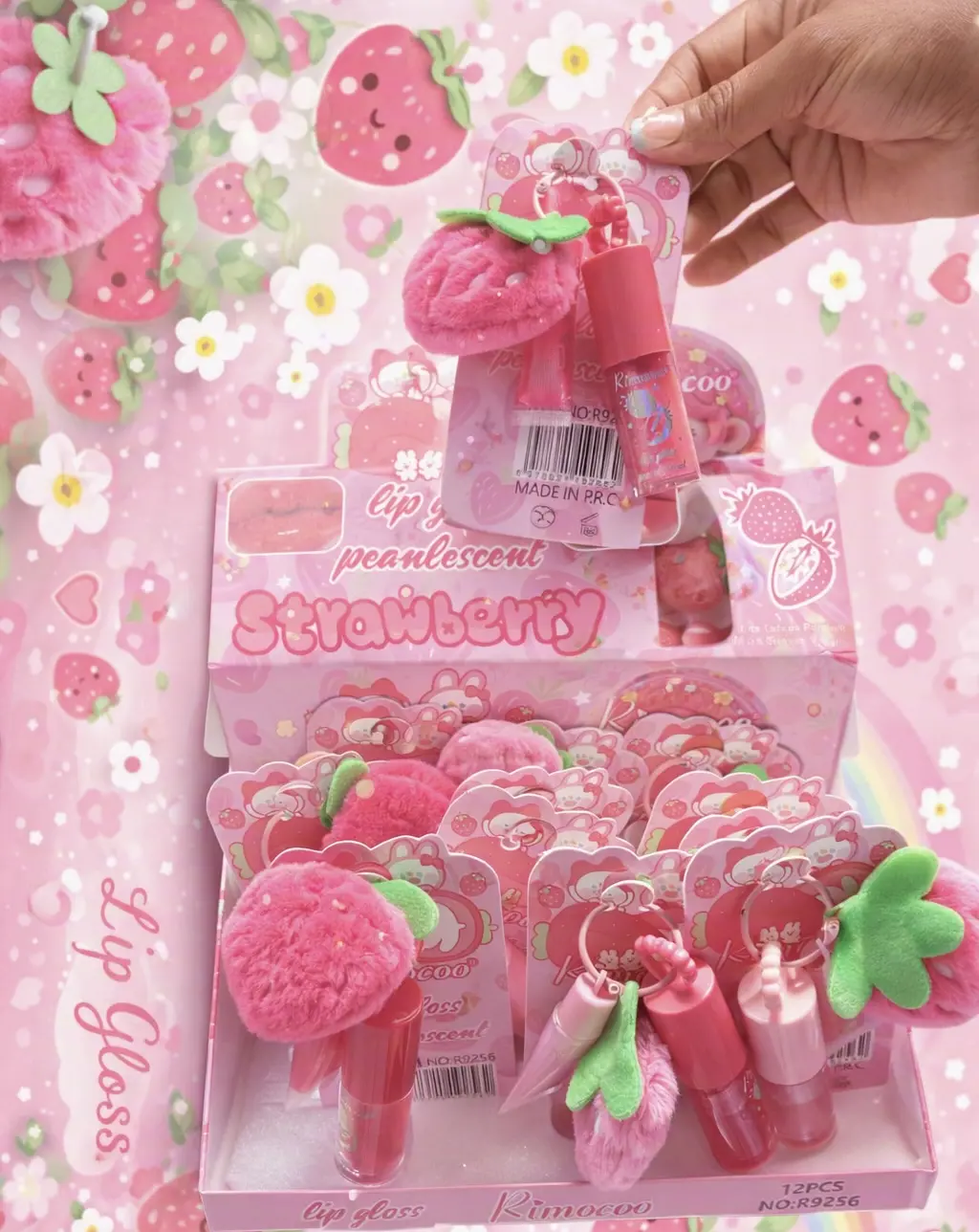 STRAWBERRY LIPGLOSS