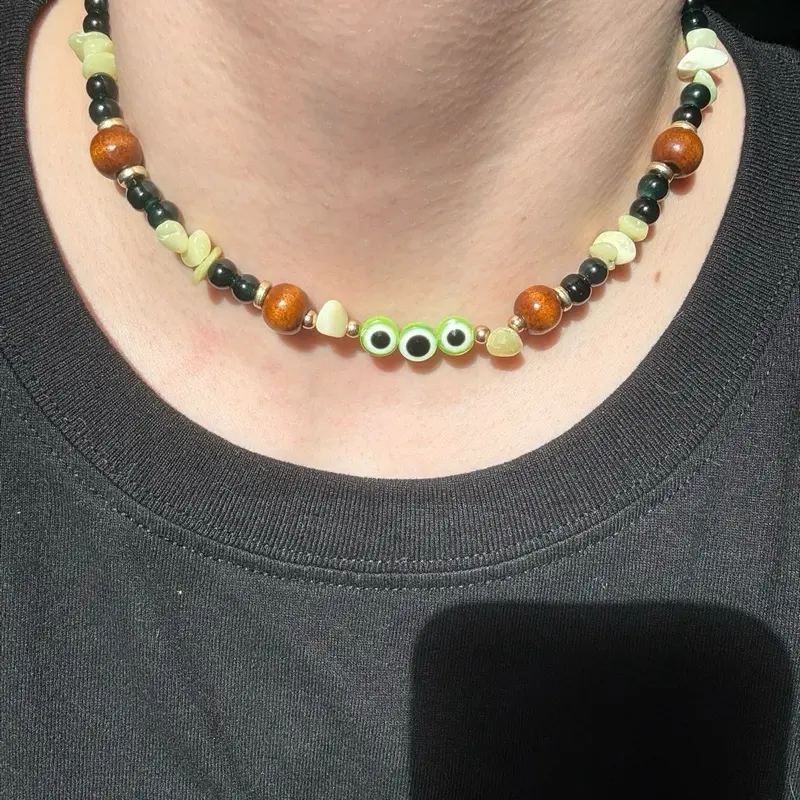 HEART CHAKRA EVIL EYE PROTECTION AND JADE ELASTIC GEMSTONE NECKLACE!